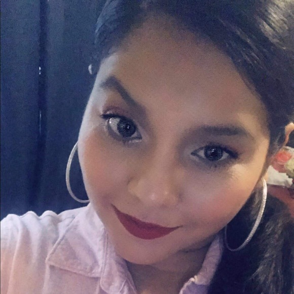 Meet your Posher, Ana catalan - Picture 1 of 1